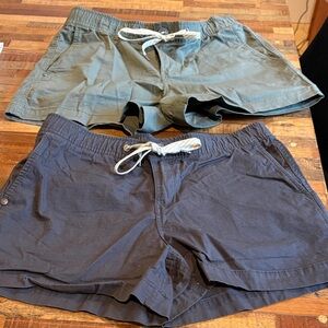 Vuori Women's Athletic Shorts - Green and Black 2 pair